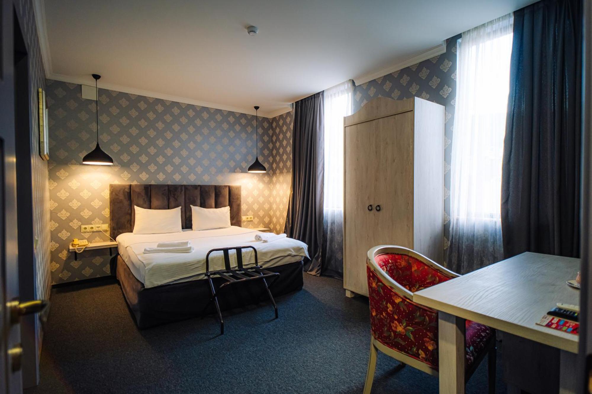 Hotel Day Inn Тбилиси Экстерьер фото